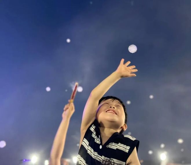 没讲这么高兴的事儿了凯发k8网站登录好久(图5) 没讲这么高兴的事儿了凯发k8网站登录好久(图5)